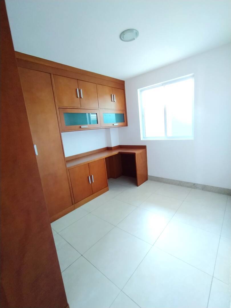 Apartamento à venda com 3 quartos, 90m² - Foto 12